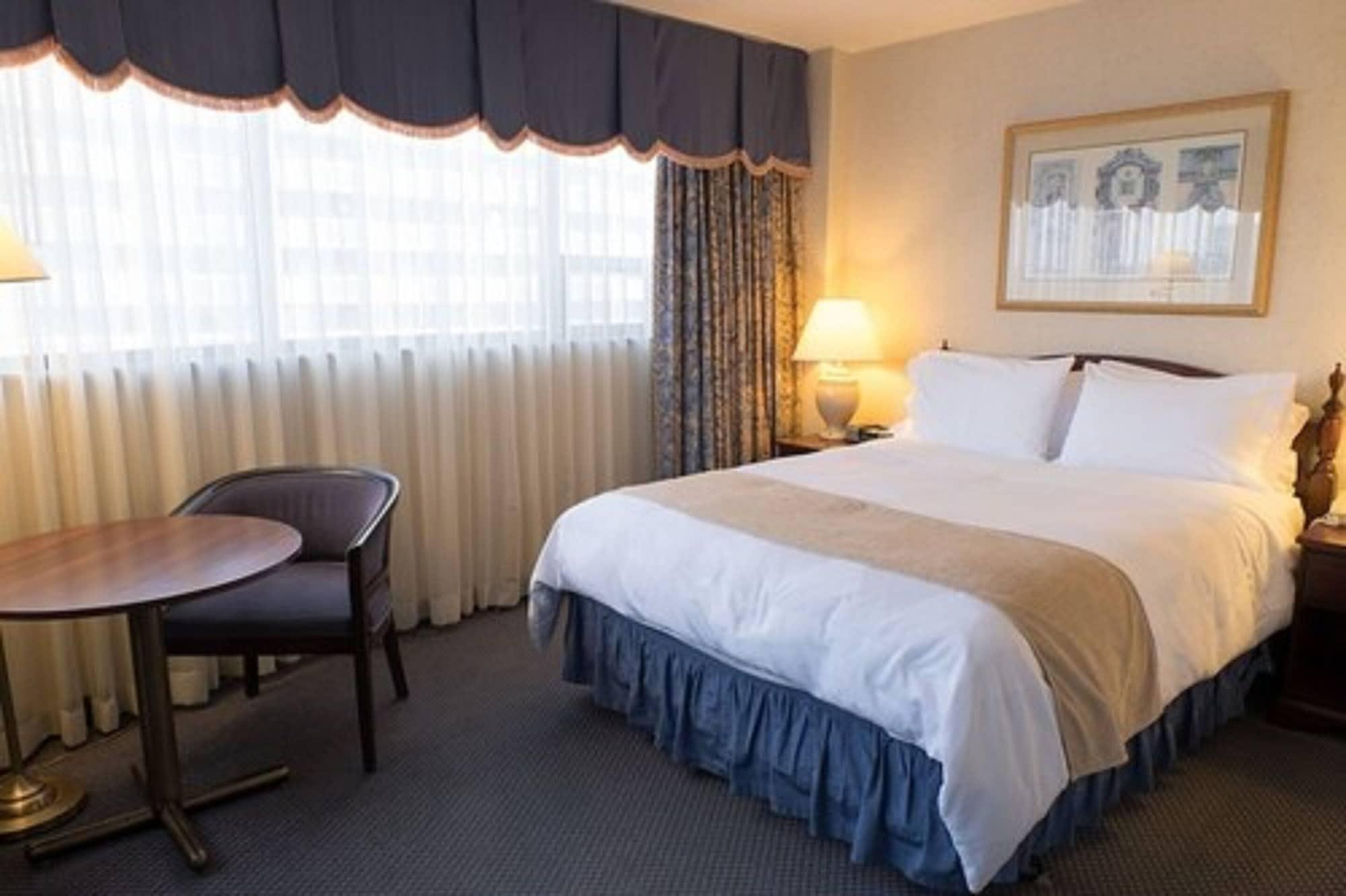 The Roehampton Hotel Toronto Exteriör bild