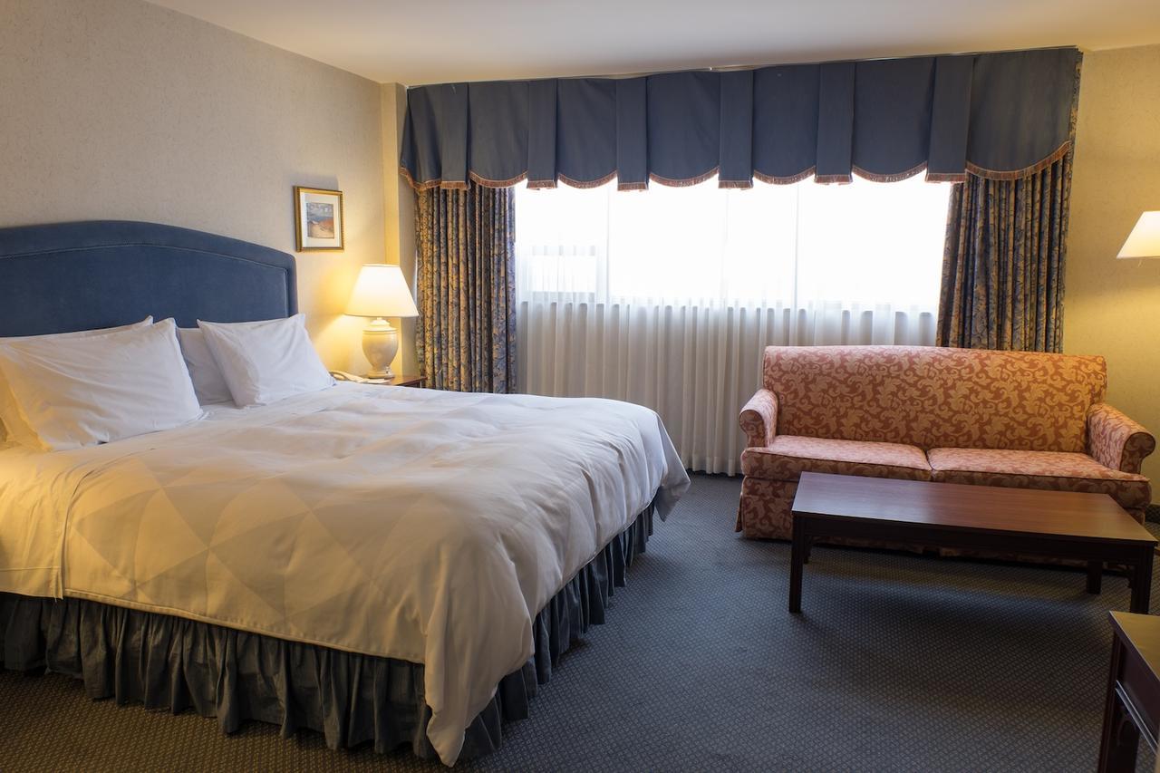 The Roehampton Hotel Toronto Exteriör bild
